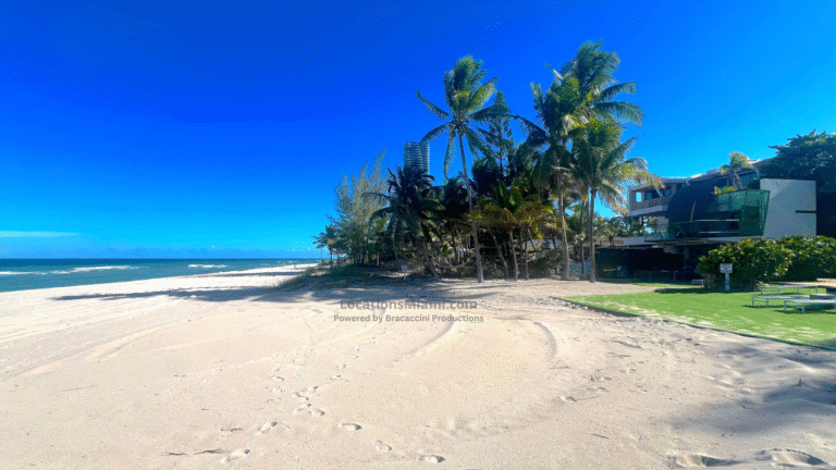 Golden Beach Paradise