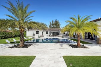 The-Blue-Pool-_1