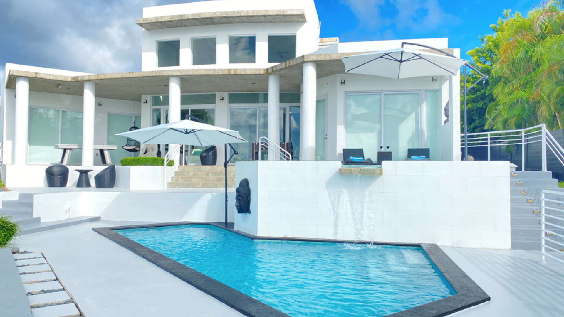 The Lakefront Modern 21